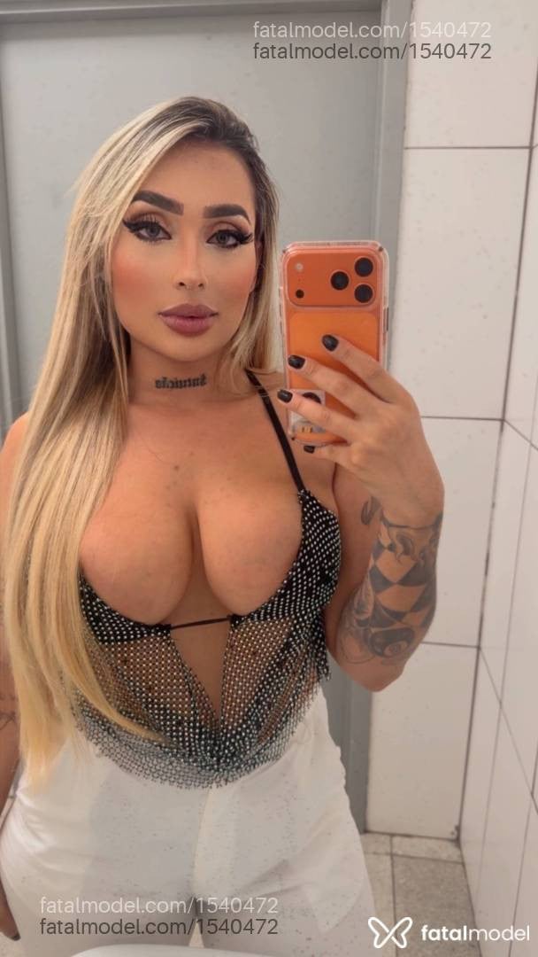 Acompanhante mulher loira (o) de olhos azuis em São Paulo - Anna Lact