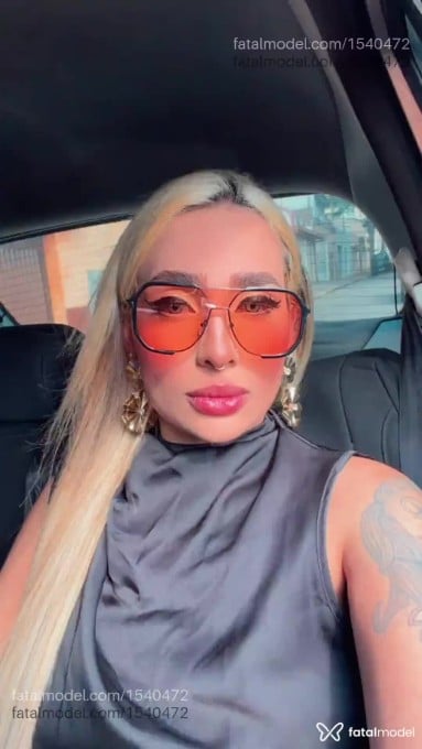 Acompanhante mulher loira (o) de olhos azuis em São Paulo - Anna Lact