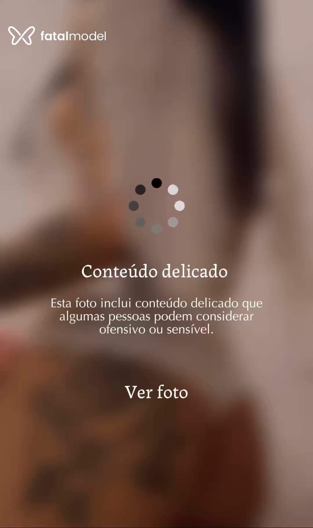 Acompanhante mulher morena (o) de olhos pretos - Camila