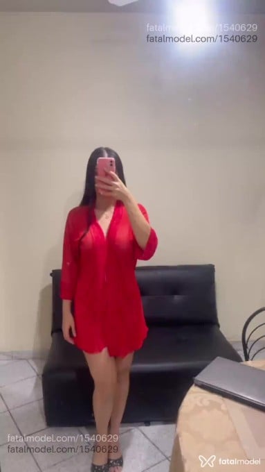 Acompanhante mulher com cabelo castanho de olhos castanhos - Rafaela Acompanhante mulher com cabelo castanho de olhos castanhos - Rafaela