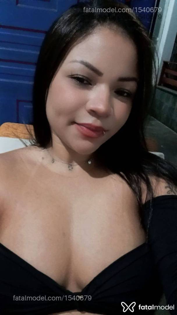 Acompanhante mulher morena (o) de olhos pretos em Cabo Frio - Jade Maverick