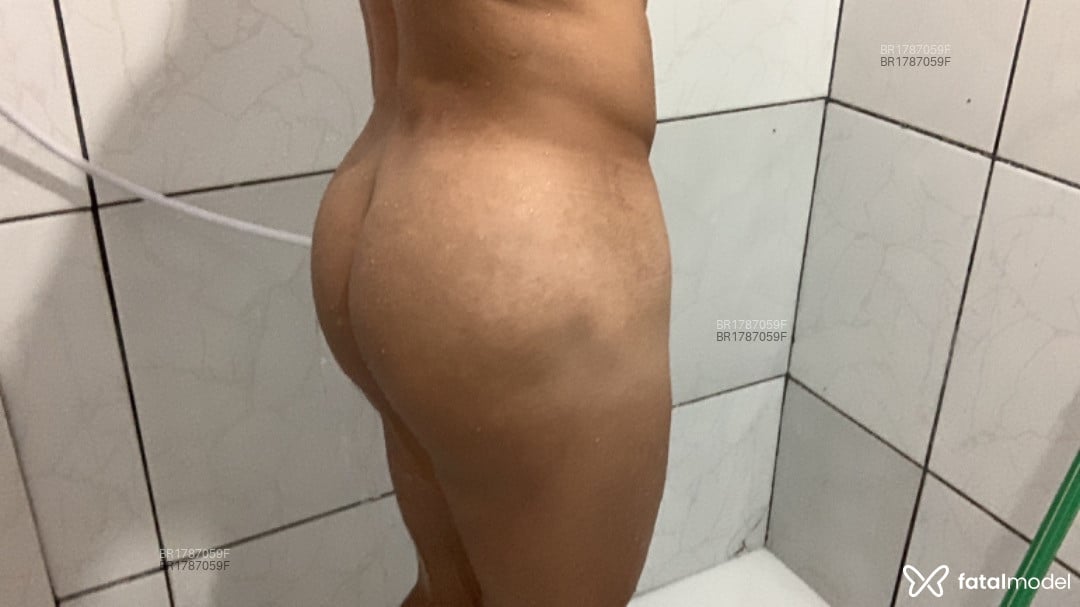 Acompanhante homem morena (o) de olhos verdes em Uberlândia - Gustavo