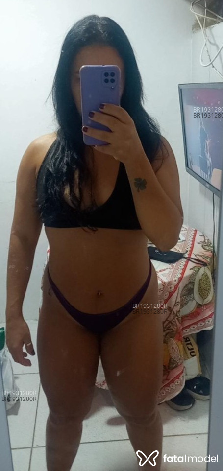 Acompanhante mulher morena (o) de olhos castanhos em Rio de Janeiro Acompanhante mulher morena (o) de olhos castanhos em Rio de Janeiro - Thay