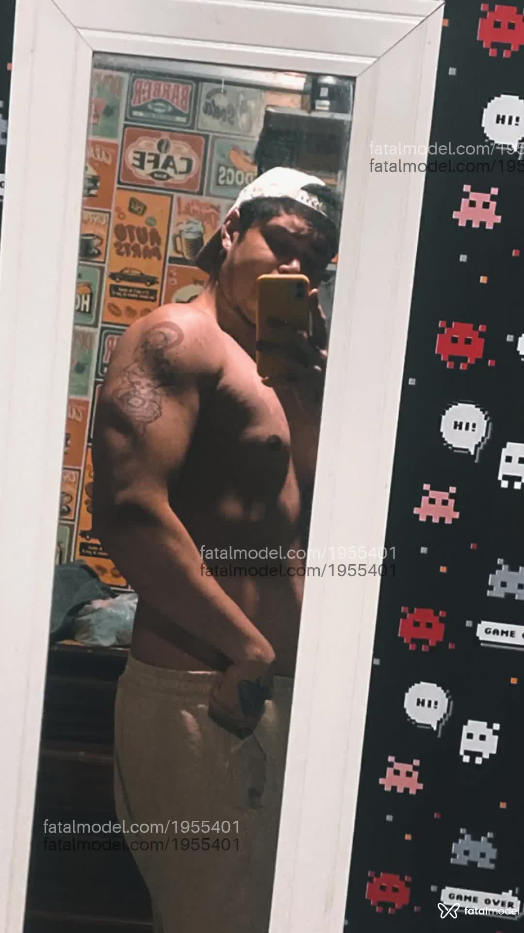 Acompanhante homem morena (o) de olhos castanhos em Manaus - Klaus