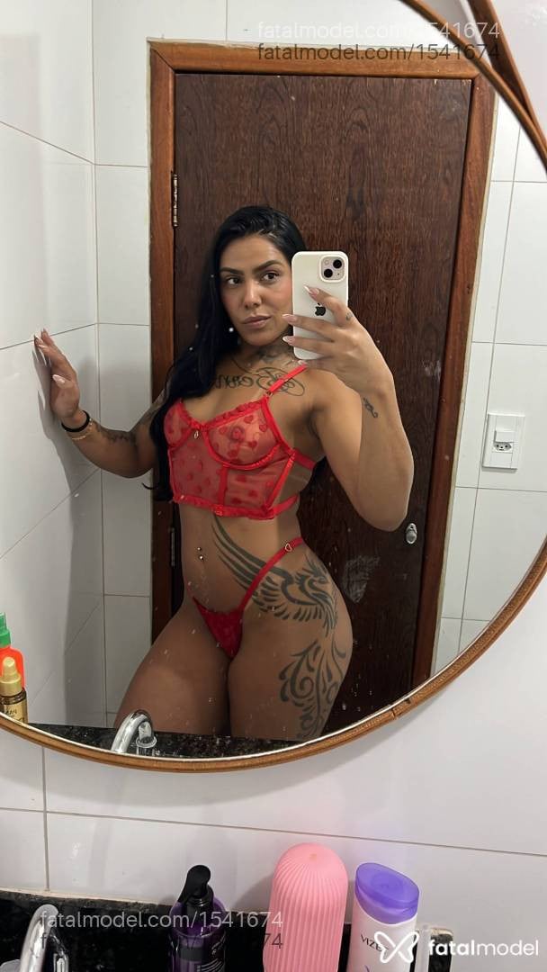 Acompanhante mulher morena (o) de olhos castanhos em Governador Valadares - Jadee