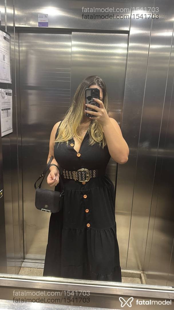 Acompanhante mulher loira (o) de olhos azuis em Cuiabá - Kauany