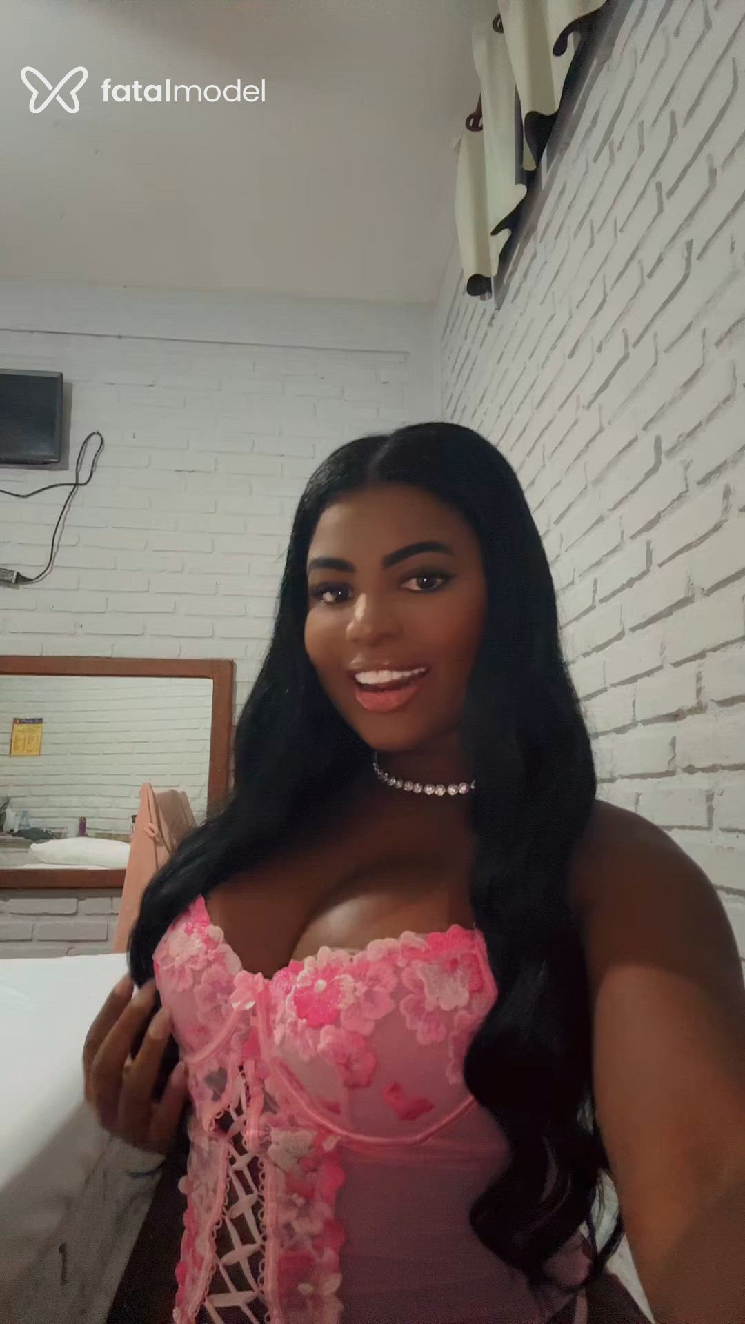 Acompanhante mulher morena (o) de olhos pretos em Rio Claro Acompanhante mulher morena (o) de olhos pretos em Rio Claro - Paola Carioca