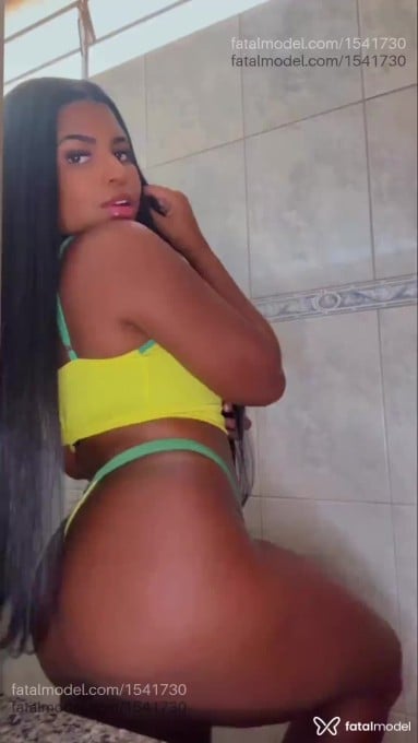 Acompanhante mulher morena (o) de olhos pretos em Rio Claro - Paola Carioca