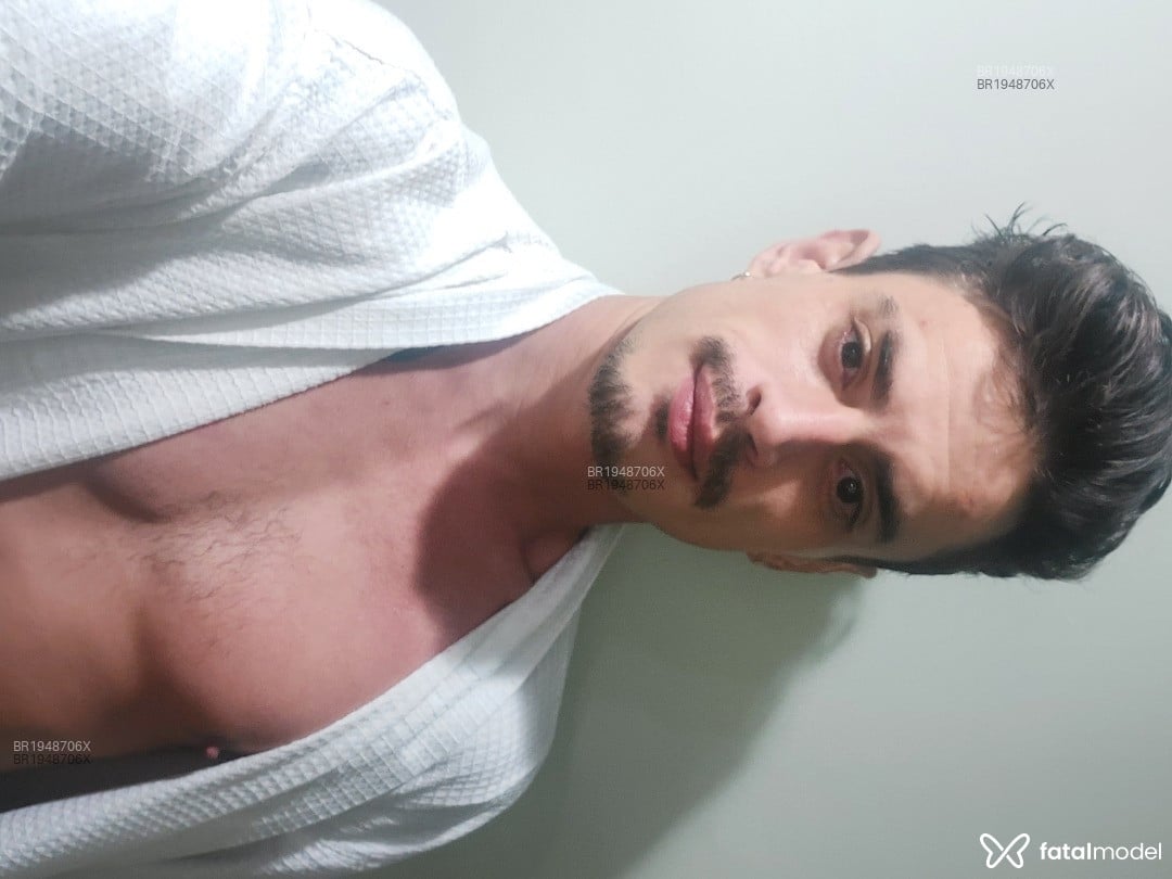 Acompanhante homem loira (o) de olhos castanhos em Bragança Paulista - Victor Kastro