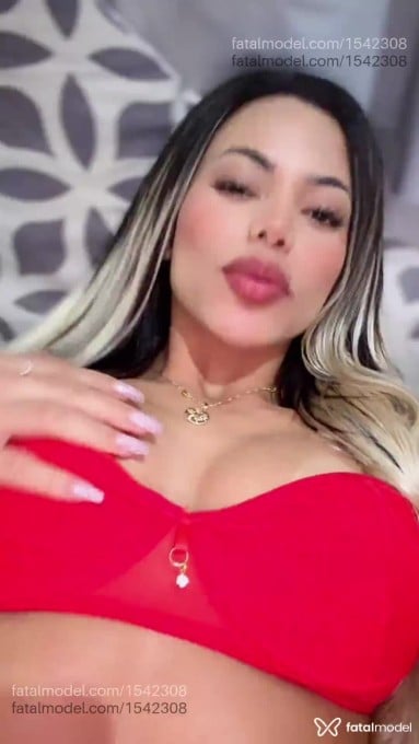Acompanhante mulher loira (o) de olhos castanhos em Uberaba - Rayka oliveira