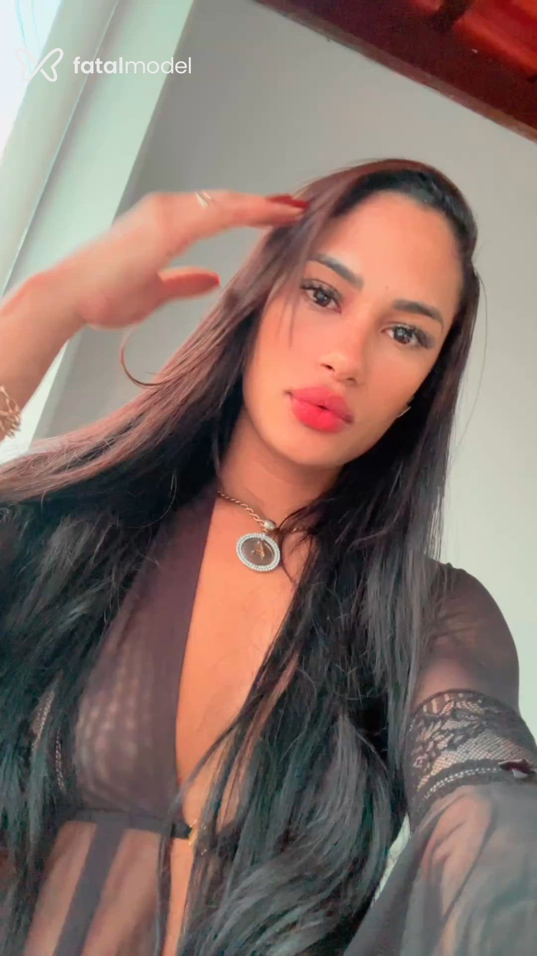 Acompanhante mulher com cabelo castanho de olhos castanhos em Divinópolis Acompanhante mulher com cabelo castanho de olhos castanhos em Divinópolis - Andressa Ribeiro