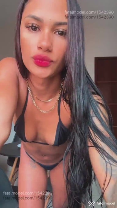 Acompanhante mulher com cabelo castanho de olhos castanhos em Divinópolis Acompanhante mulher com cabelo castanho de olhos castanhos em Divinópolis - Andressa Ribeiro