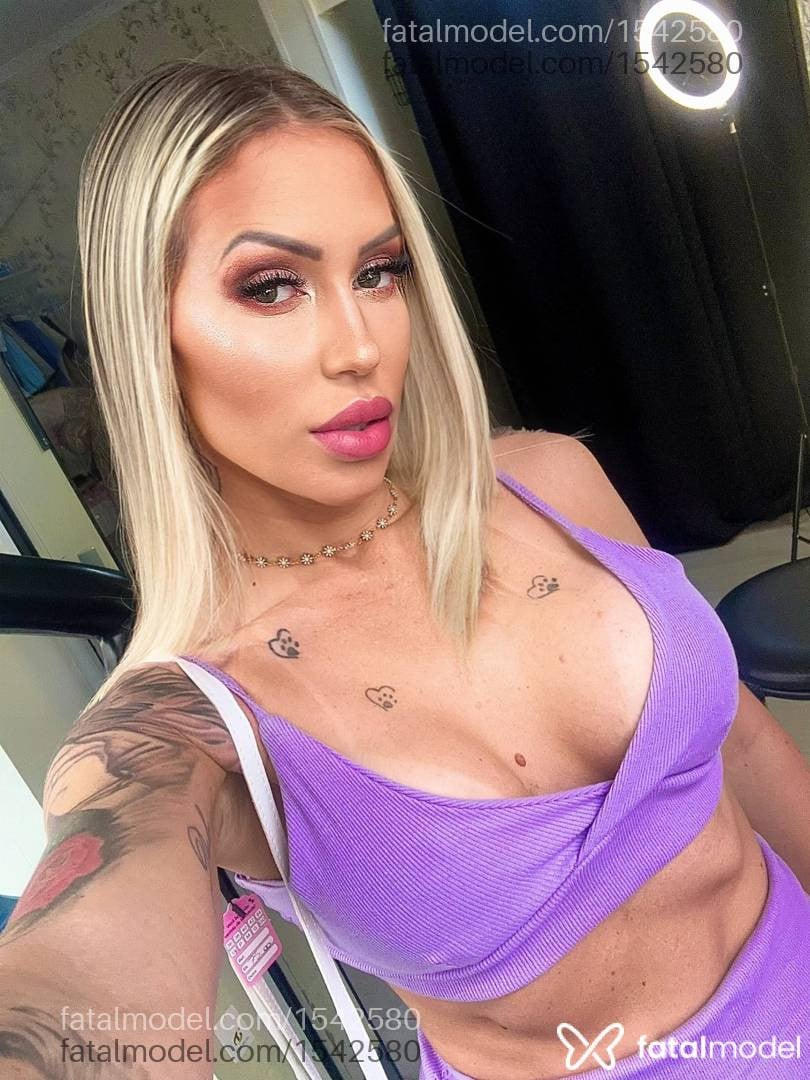 Acompanhante mulher loira (o) de olhos verdes em Santana do Livramento - Valentina Tucci