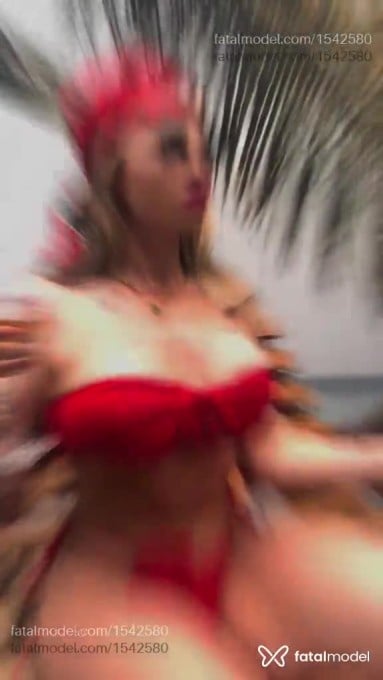 Acompanhante mulher loira (o) de olhos verdes em Santana do Livramento - Valentina Tucci