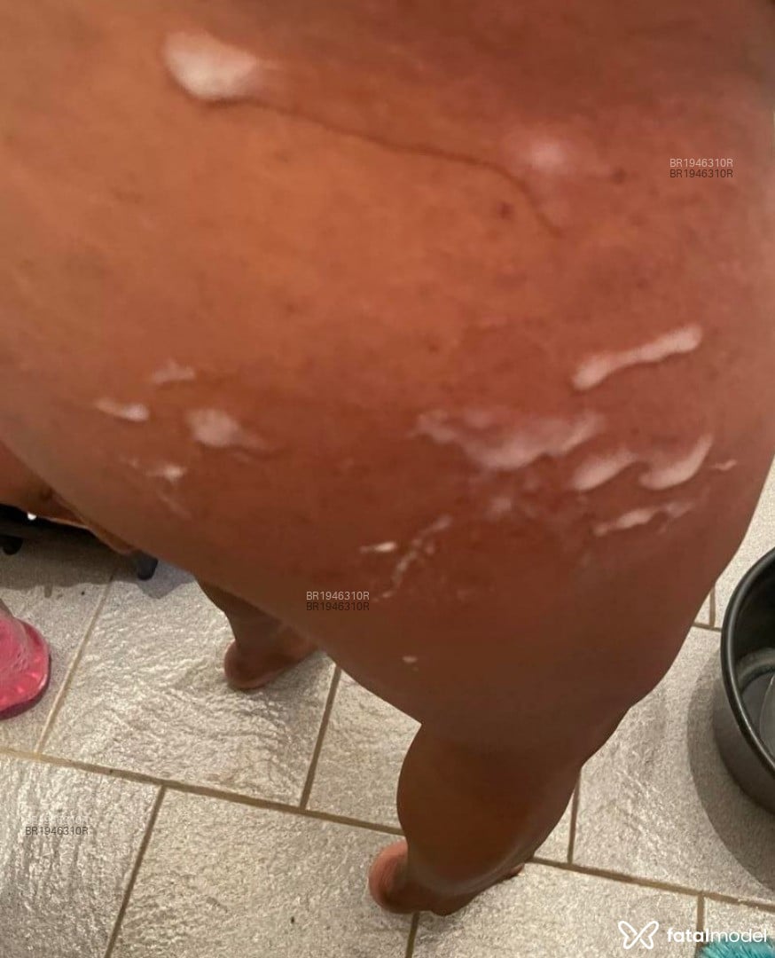 Acompanhante mulher trans com cabelo castanho de olhos pretos em Araraquara - Lorys