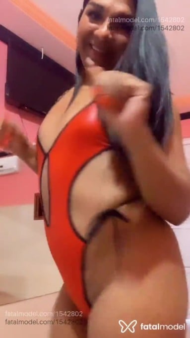 Acompanhante mulher trans morena (o) de olhos pretos em Itapipoca - Laryssa