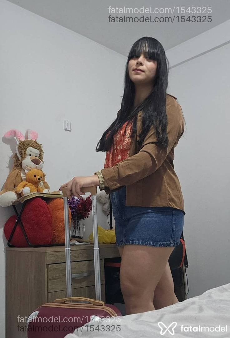 Acompanhante mulher trans morena (o) de olhos castanhos - Fany Arlen