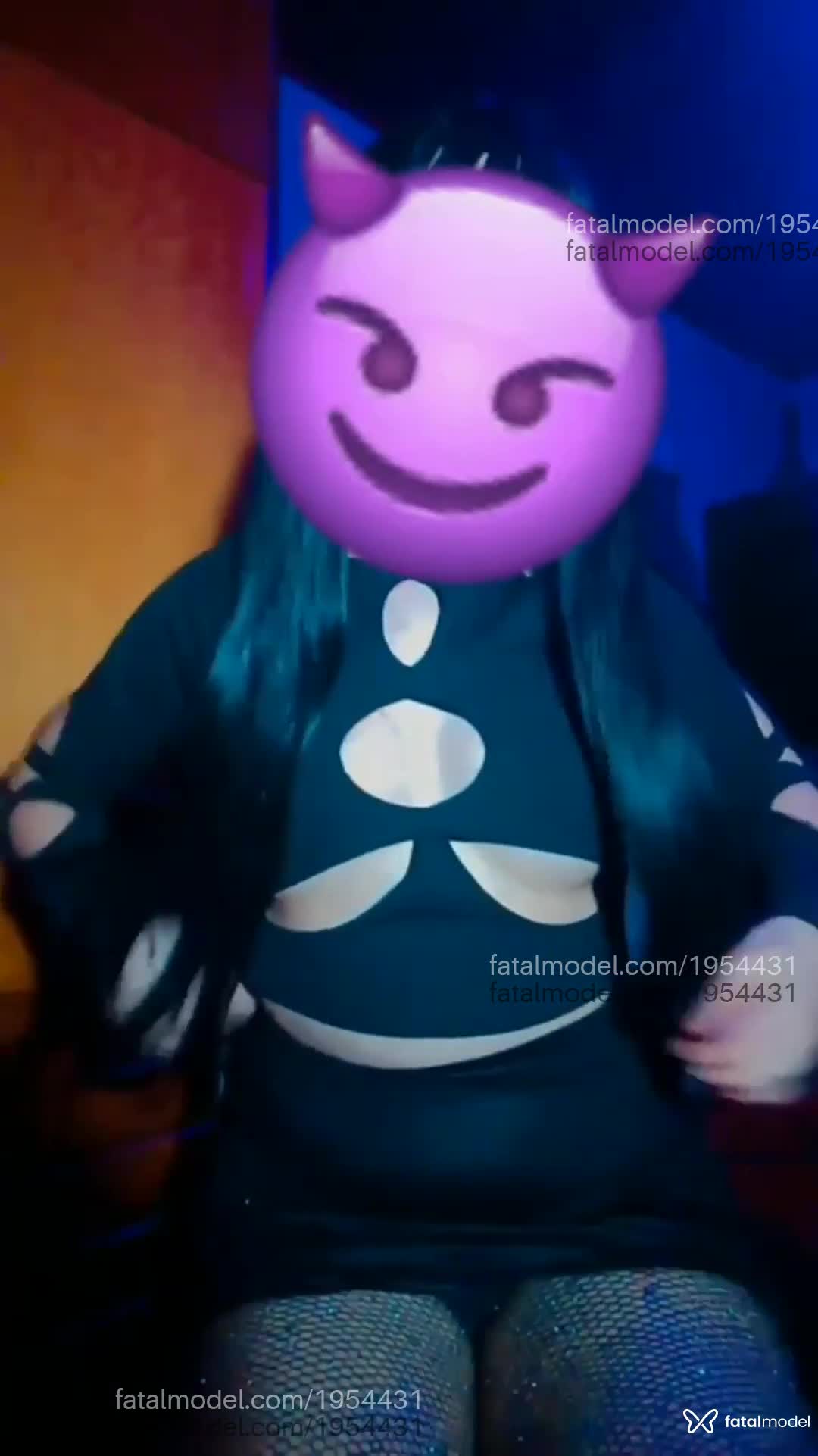 Acompanhante mulher com cabelo castanho de olhos castanhos em Porto Alegre - Goth Yoshi
