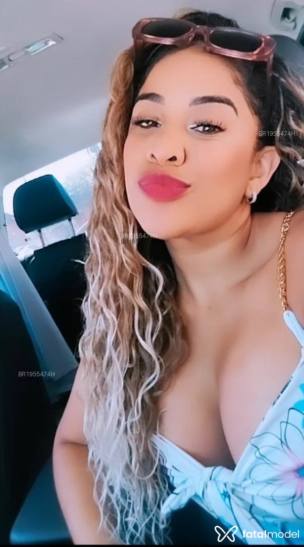 Acompanhante mulher loira (o) de olhos mel - Bruna mel Acompanhante mulher loira (o) de olhos mel - Bruna mel