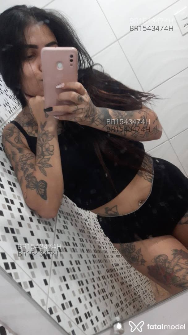 Acompanhante mulher morena (o) de olhos castanhos em Catalão - Lavínia Barreto