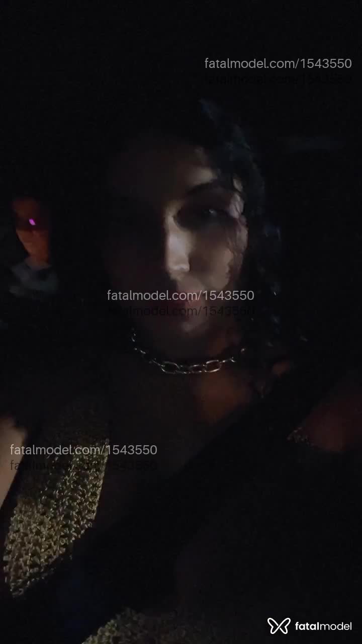 Acompanhante mulher morena (o) de olhos castanhos em Porto Alegre Acompanhante mulher morena (o) de olhos castanhos em Porto Alegre - Fernanda Ferano