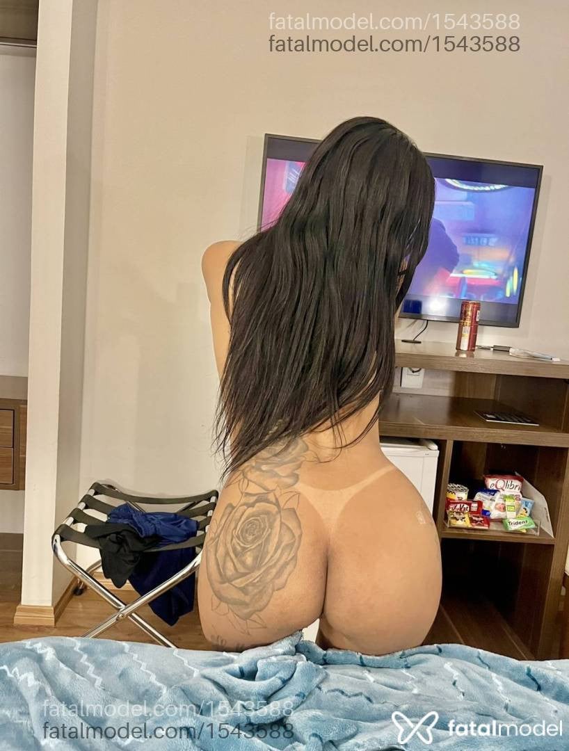 Acompanhante mulher morena (o) de olhos castanhos em Criciúma - Bruna Ponttes