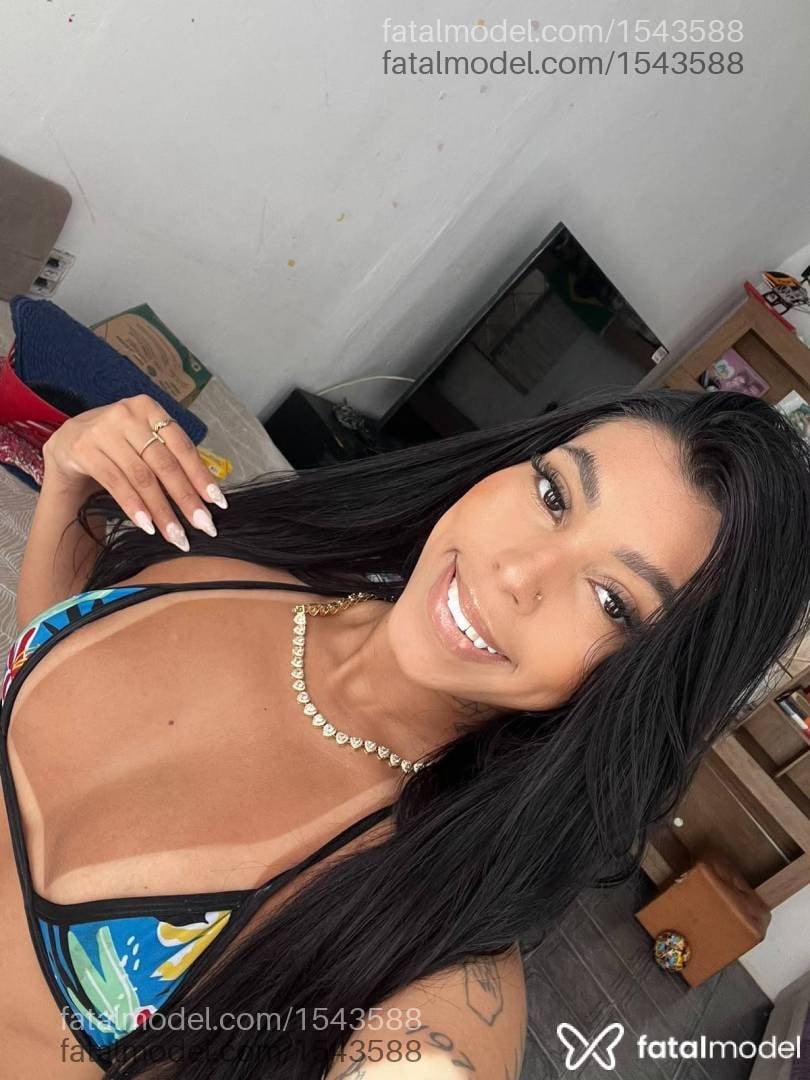 Acompanhante mulher morena (o) de olhos castanhos em Joaçaba Acompanhante mulher morena (o) de olhos castanhos em Joaçaba - Bruna Ponttes