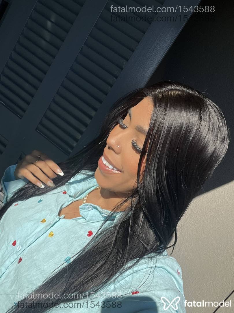 Acompanhante mulher morena (o) de olhos castanhos em Criciúma - Bruna Ponttes