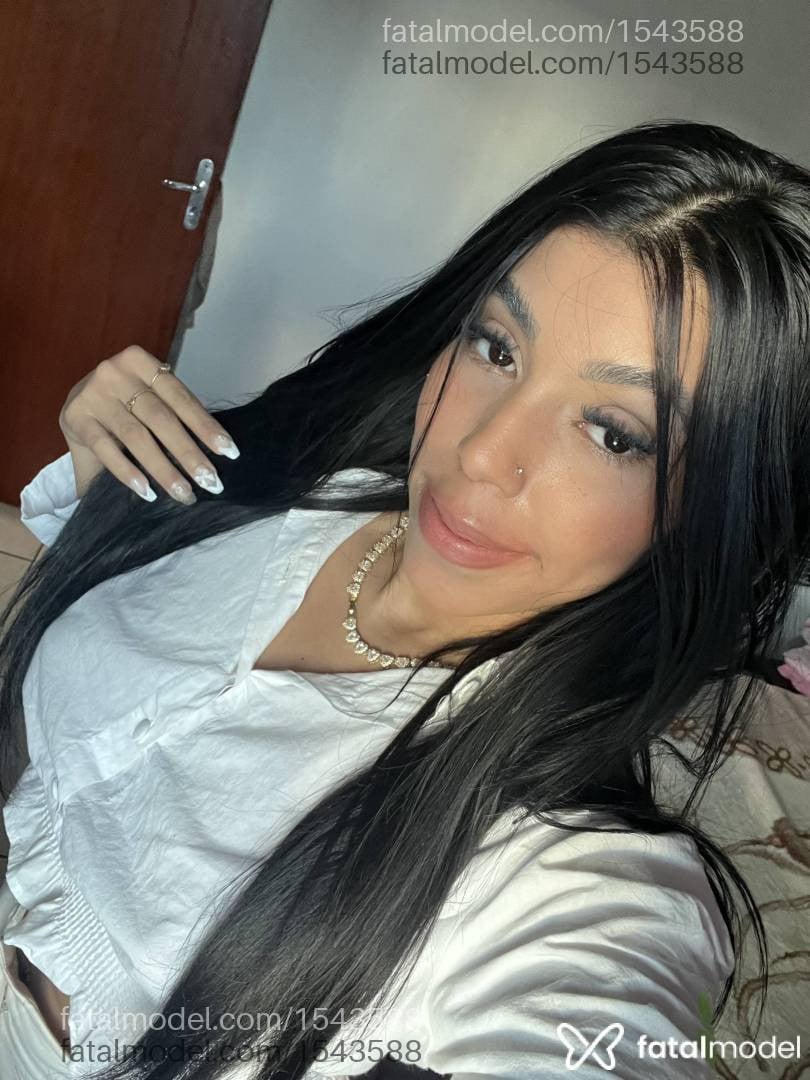 Acompanhante mulher morena (o) de olhos castanhos em Criciúma - Bruna Ponttes