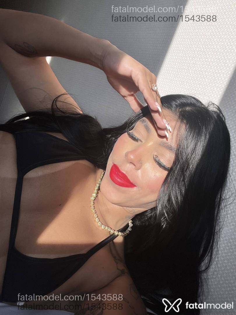 Acompanhante mulher morena (o) de olhos castanhos - Bruna Ponttes