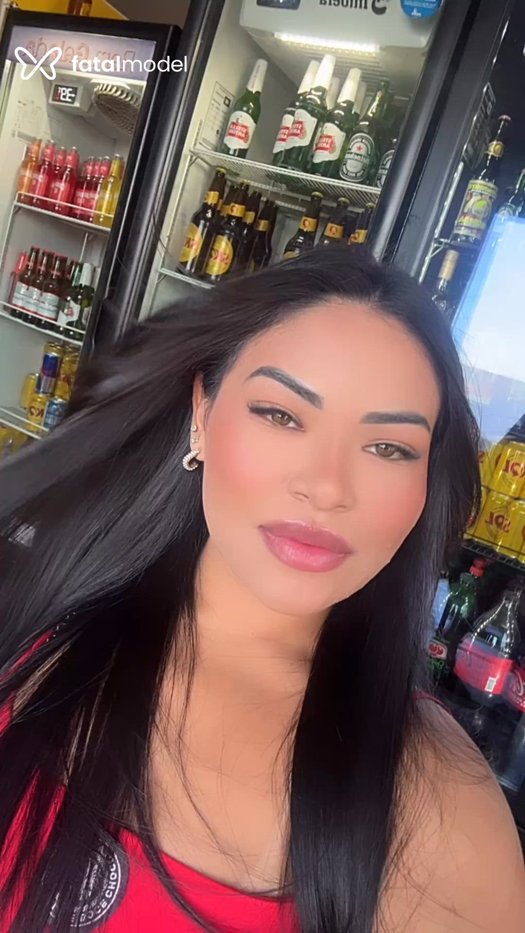 Acompanhante mulher morena (o) de olhos pretos em Teixeira de Freitas - Sophia Oliveira