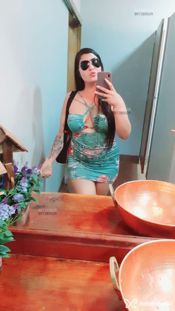 Acompanhante mulher morena (o) de olhos castanhos - Julianna Acompanhante mulher morena (o) de olhos castanhos - Julianna