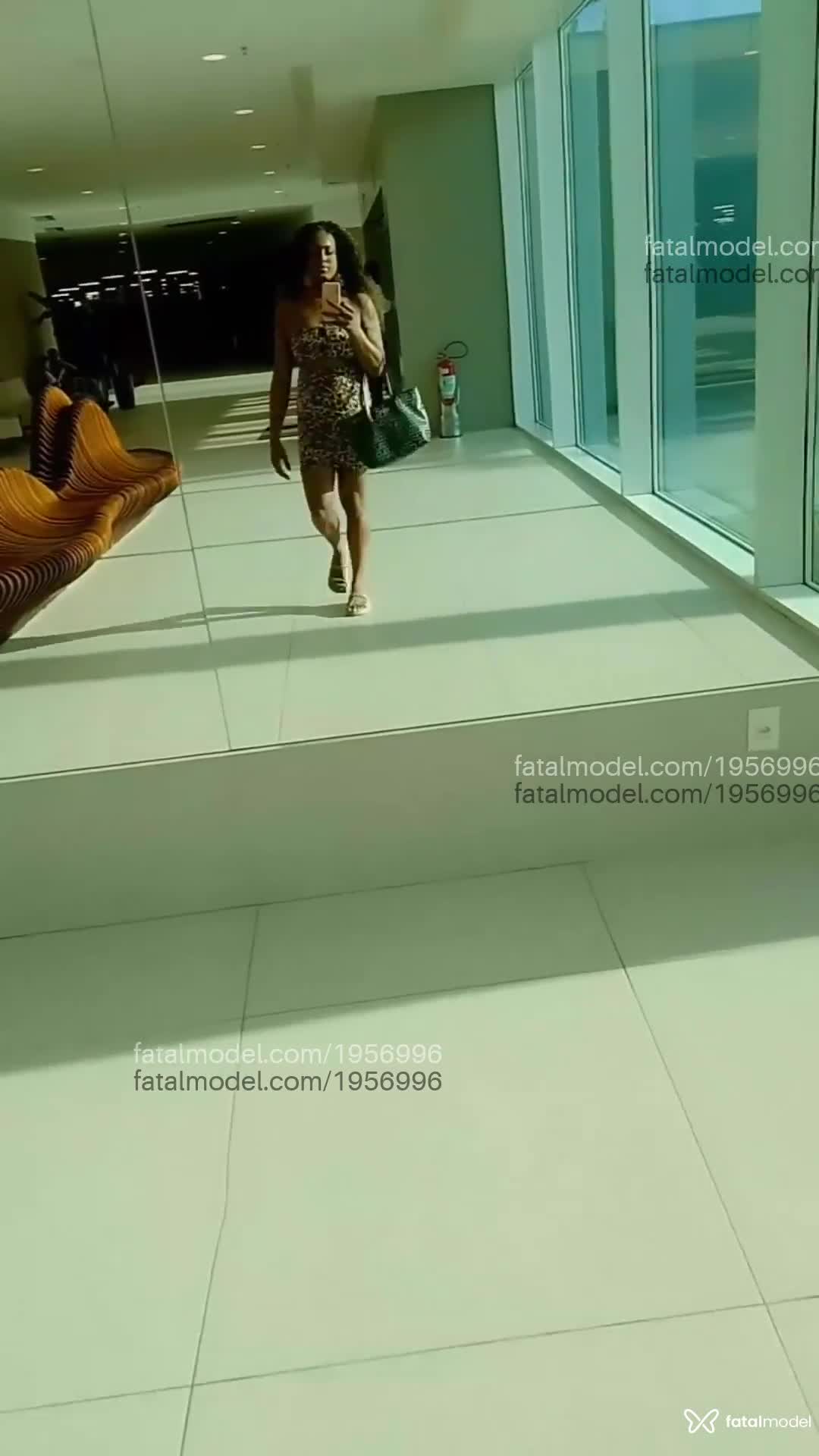 Acompanhante mulher trans com cabelo castanho de olhos castanhos em Rio de Janeiro - Priscila Nunes