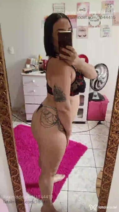 Acompanhante mulher morena (o) de olhos castanhos - Fernanda Acompanhante mulher morena (o) de olhos castanhos - Fernanda