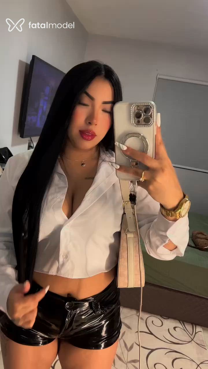 Acompanhante mulher morena (o) de olhos castanhos - Alicia Acompanhante mulher morena (o) de olhos castanhos - Alicia