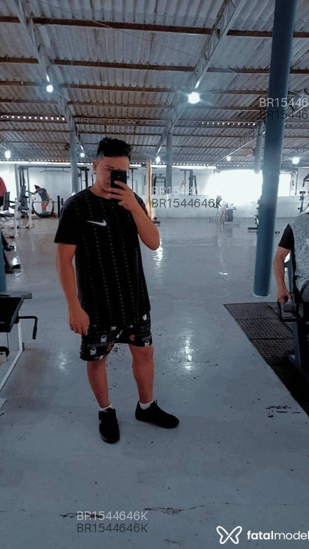 Acompanhante homem morena (o) de olhos castanhos em Goiânia - Fernando