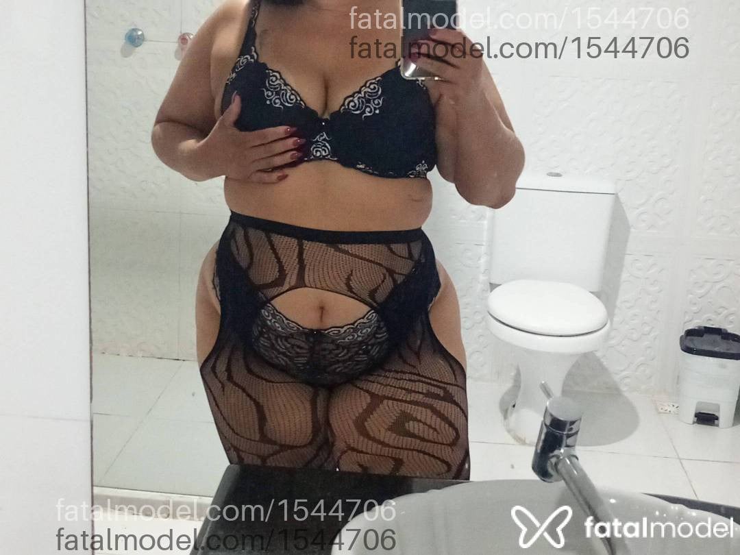 Acompanhante mulher morena (o) de olhos castanhos - Mariany Acompanhante mulher morena (o) de olhos castanhos - Mariany