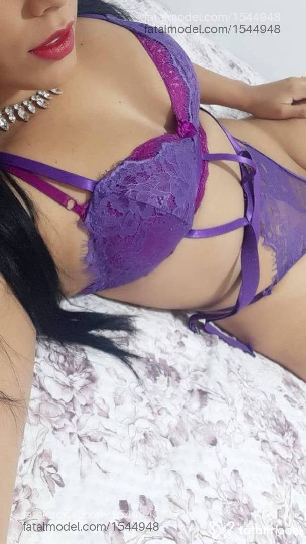 Acompanhante mulher morena (o) de olhos pretos em Tangará da Serra - Aneliz