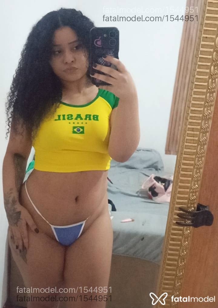 Acompanhante mulher morena (o) de olhos castanhos em Resende - Anitta Gomez