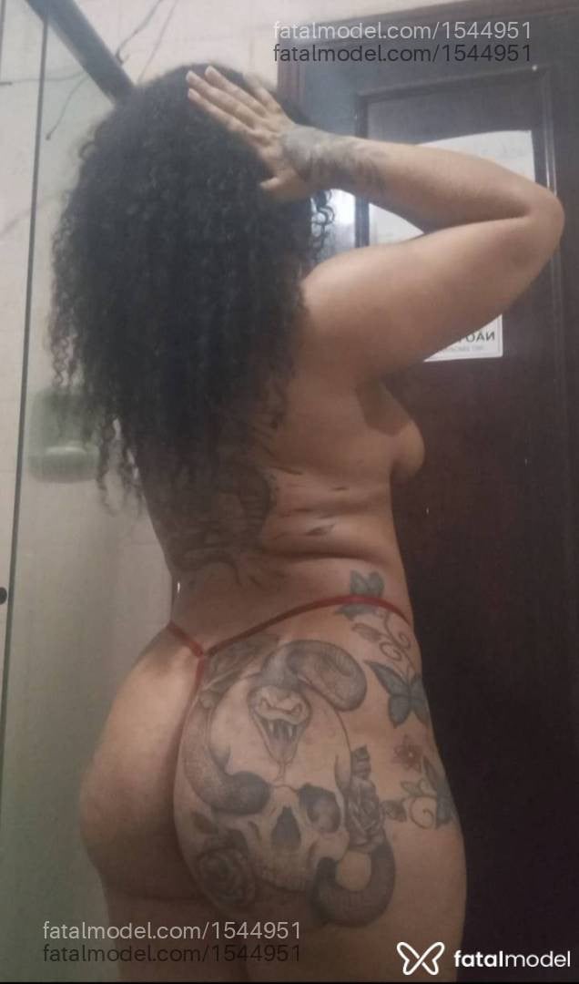 Acompanhante mulher morena (o) de olhos castanhos - Anitta Gomez