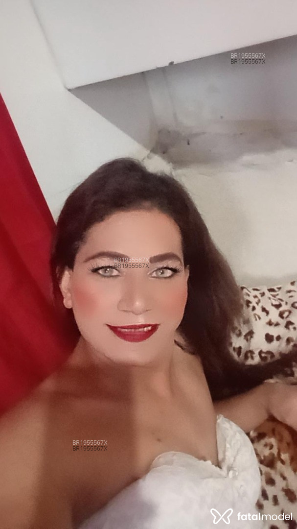 Acompanhante mulher trans com cabelo castanho de olhos castanhos em Virtual - JHENNYZINHA