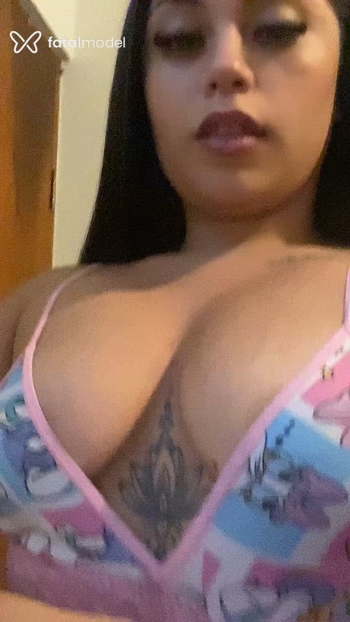 Acompanhante mulher morena (o) de olhos castanhos - Gabriela Lopez