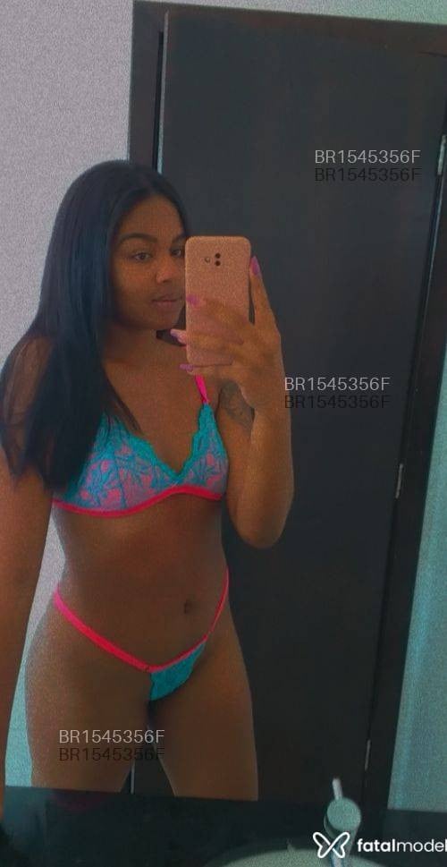 Acompanhante mulher morena (o) de olhos castanhos em Sorriso Acompanhante mulher morena (o) de olhos castanhos em Sorriso - Luisa