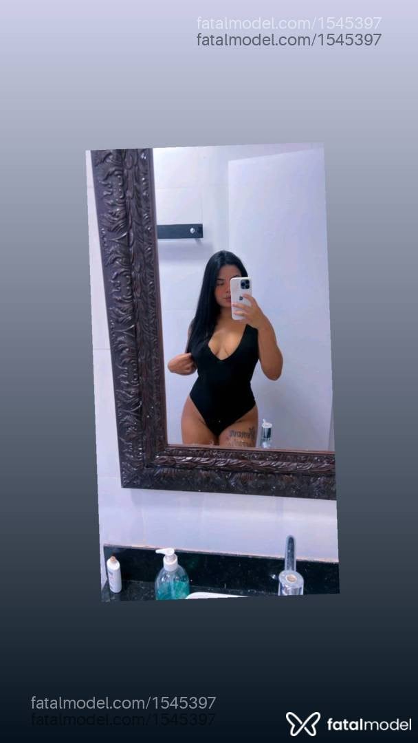 Acompanhante mulher morena (o) de olhos pretos - Aline