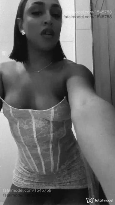 Acompanhante travesti morena (o) de olhos castanhos em Cachoeiro de Itapemirim - Angel candervick