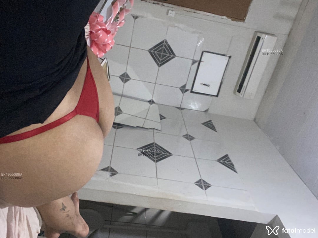 Acompanhante mulher morena (o) de olhos pretos em Virtual Acompanhante mulher morena (o) de olhos pretos em Virtual - geovanna