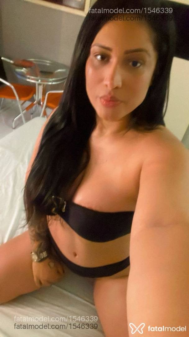 Acompanhante mulher morena (o) de olhos castanhos - Laura Machado