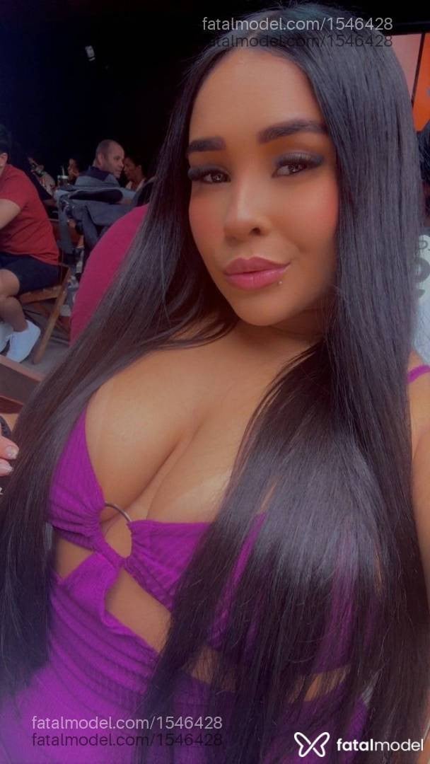 Acompanhante mulher morena (o) de olhos castanhos - Laura