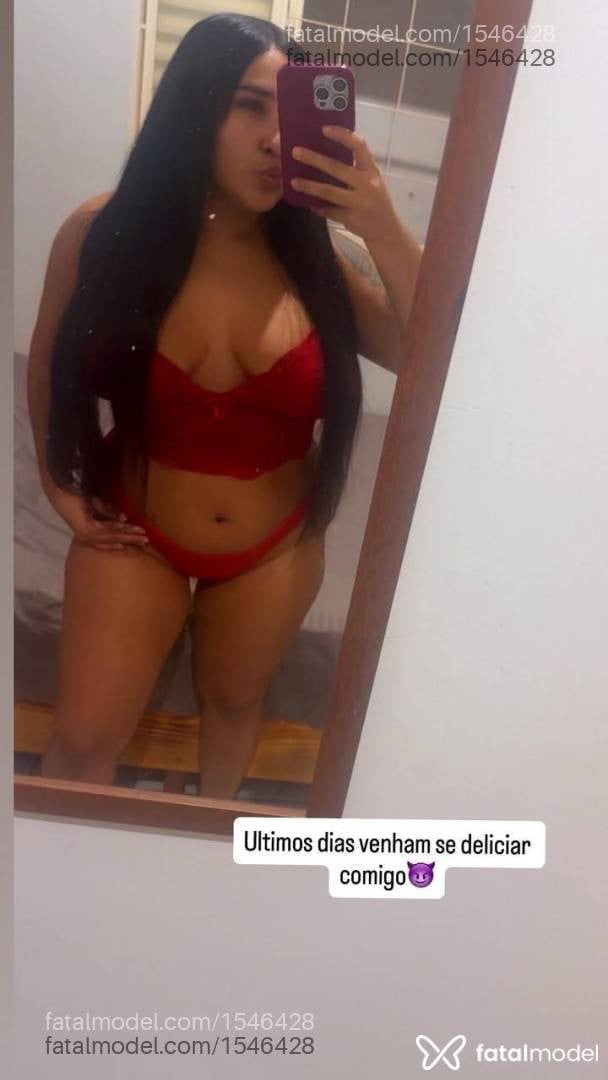 Acompanhante mulher morena (o) de olhos castanhos - Laura