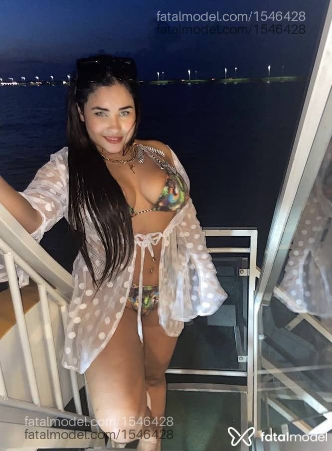Acompanhante mulher morena (o) de olhos castanhos - Laura
